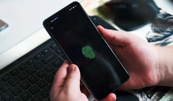 Nexi - Fingerprint Scan auf Handy